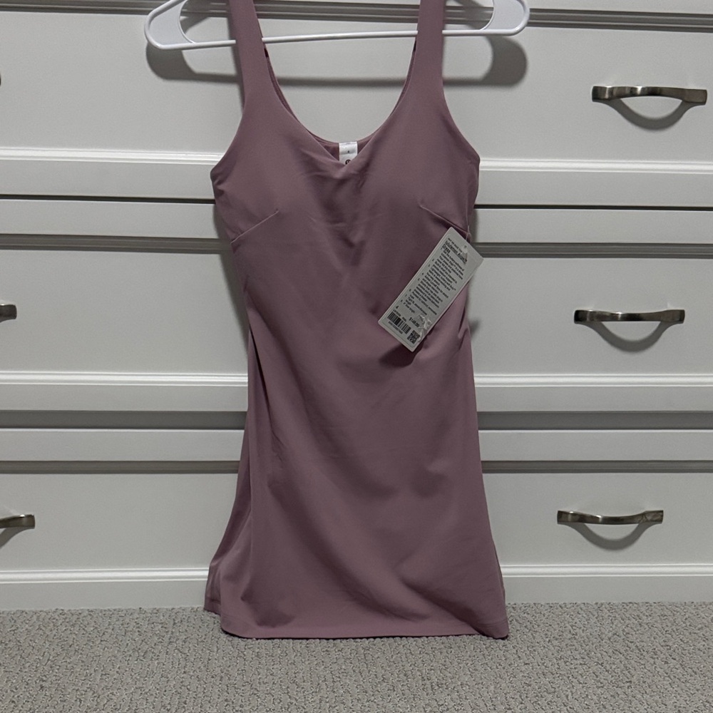 Lululemon Athletica Pink Dress. BRAND NEW. NEVER WORN!